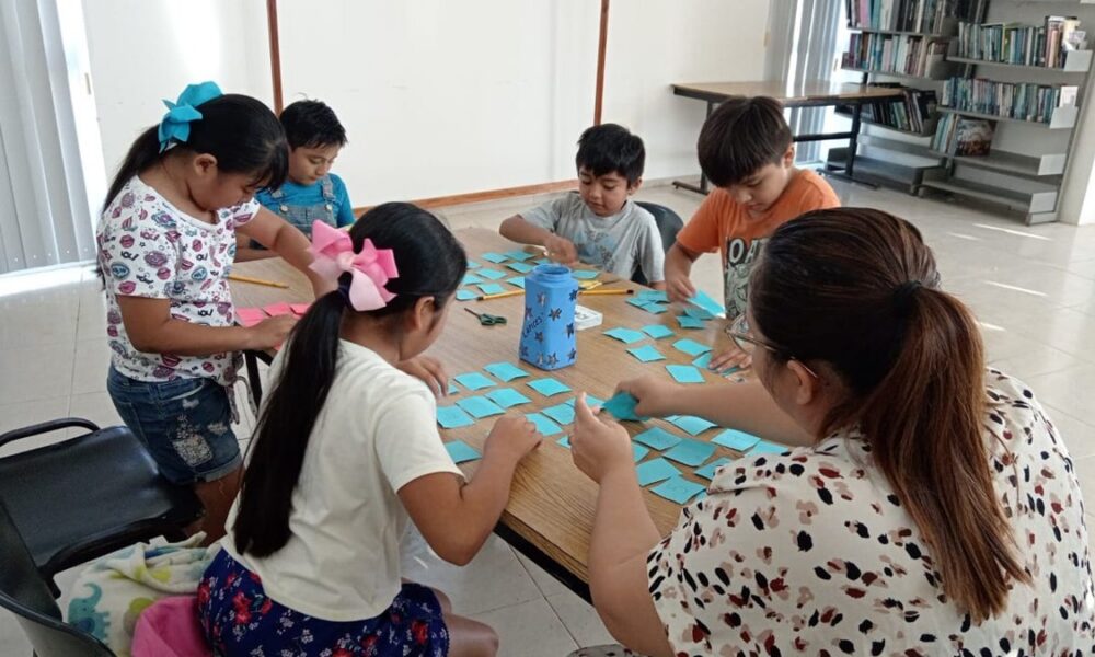 EN FARO DE ISLA ARENA SEGUIMOS FOMENTANDO EL APRENDIZAJE CON TALLERES PARA ADOLESCENTES Y ADULTOS