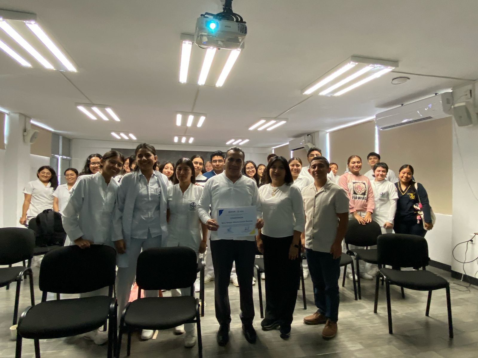 ¡SECRETARÍA DE INCLUSIÓN PROMUEVE LA VALORACIÓN DE LAS RAÍCES CULTURALES ENTRE ESTUDIANTES DE LA UAC!