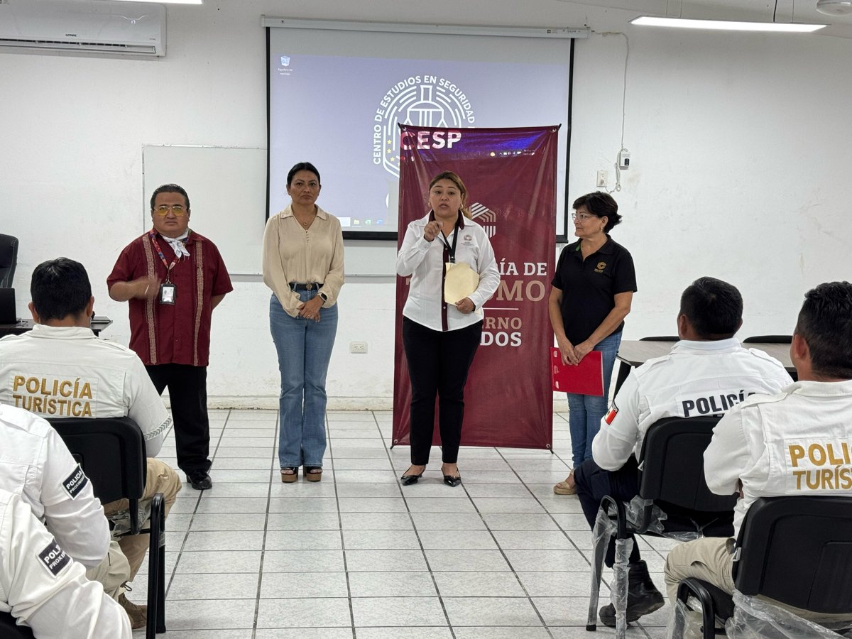 IMPARTEN CURSO SOBRE CULTURA TURÍSTICA Y ANFITRIONÍA PARA EL PERSONAL DE LA POLICÍA TURÍSTICA