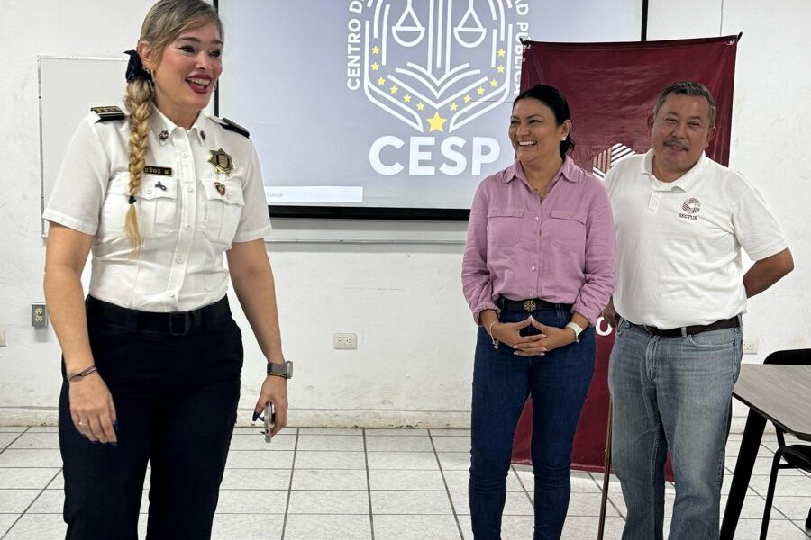 IMPARTEN CURSO SOBRE CULTURA TURÍSTICA Y ANFITRIONÍA PARA EL PERSONAL DE LA POLICÍA TURÍSTICA