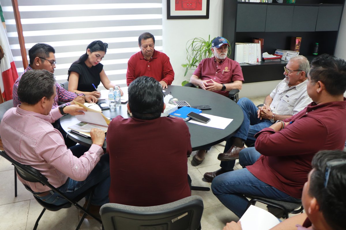 REUNIÓN DE DIFUSIÓN DE PROGRAMAS CON LA DIPUTADA DEL XIV DISTRITO