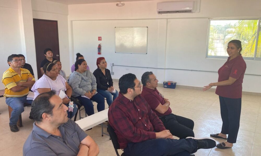 FORTALECEN CAPACITACIÓN SOBRE VIH E ITS EN EL ALBERGUE “AJO’OL NAJ”