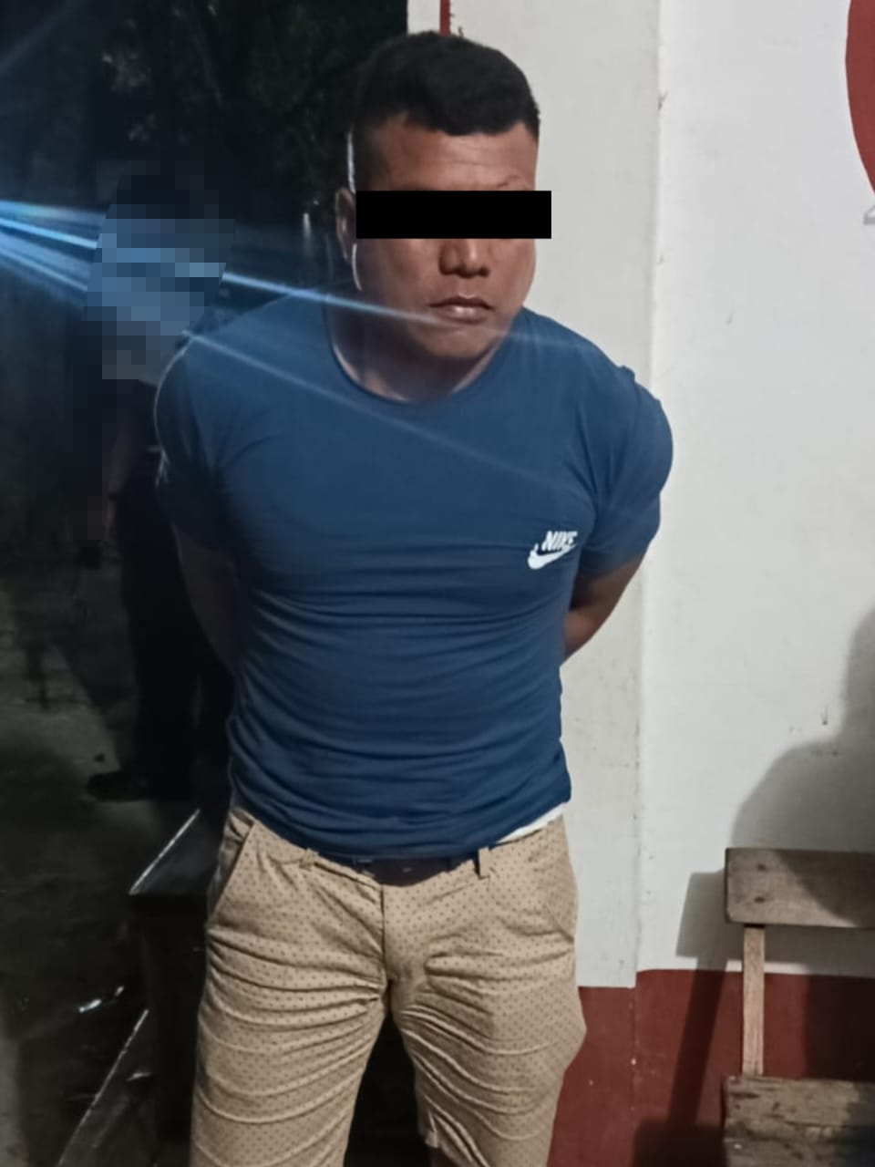 POLICÍA MUNICIPAL DE CALAKMUL ASEGURÓ A TRES SUJETOS EN POSESIÓN DE PRESUNTA ARMA DE FUEGO