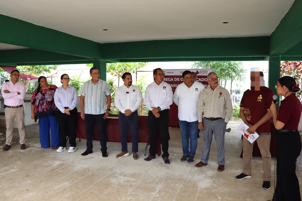 IEEA ENTREGA CERTIFICADOS DE EDUCACIÓN BÁSICA EN CERESO KOBÉN, CAMPECHE
