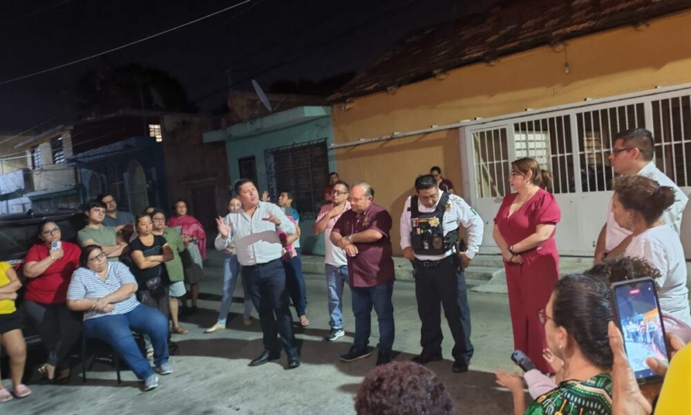 SPSC SE REÚNE CON VECINOS DE LA COLONIA GUANAL EN CARMEN