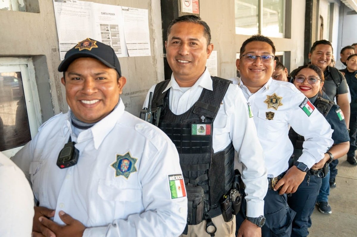 SPSC ENTREGA BONOS DE SEMANA SANTA A PERSONAL OPERATIVO