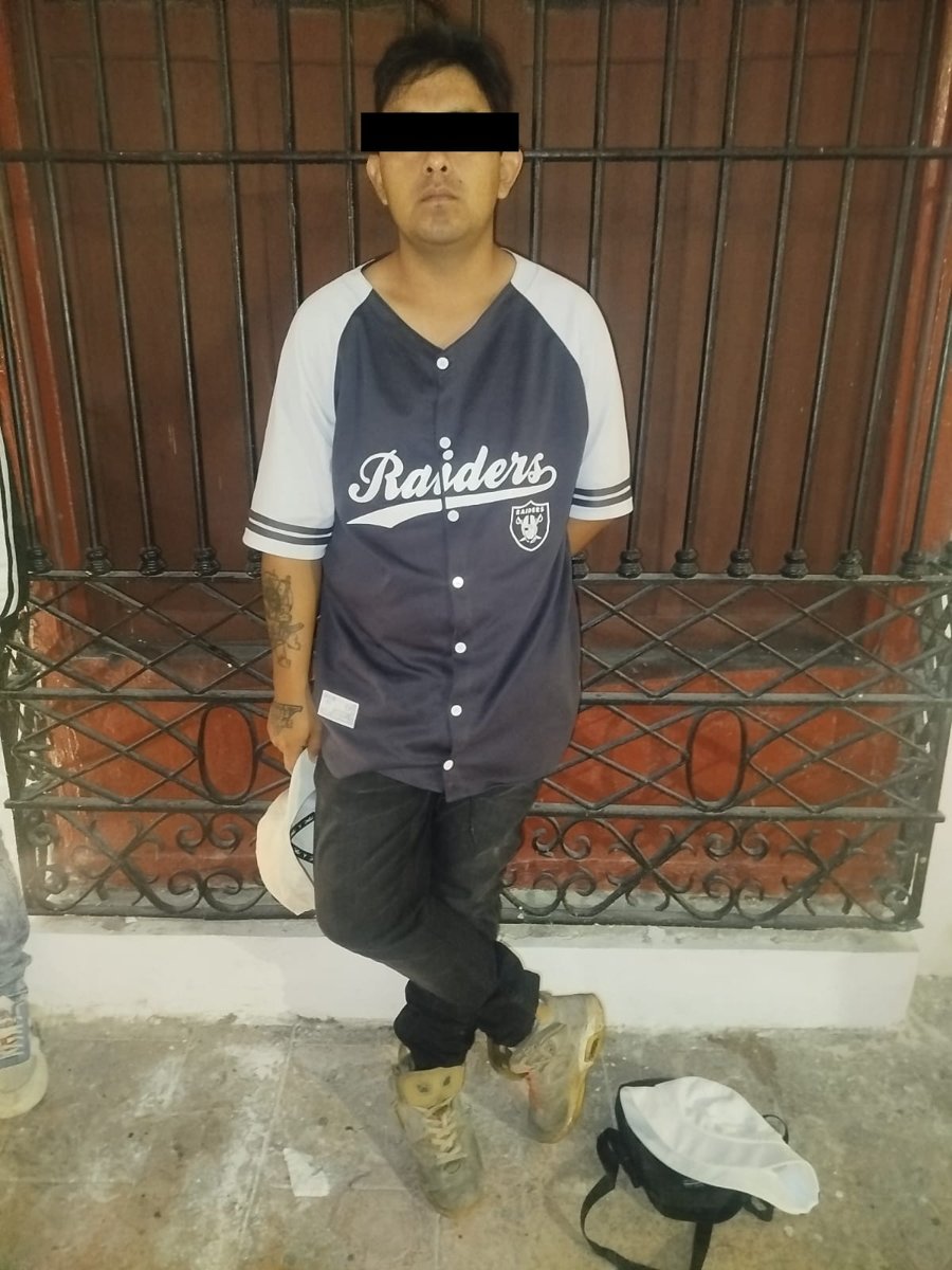 SPSC ASEGURA A SUJETO EN POSESIÓN DE PRESUNTA DROGA EN LA CAPITAL DEL ESTADO
