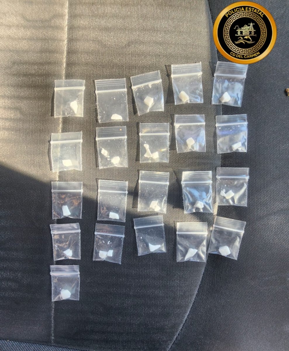 SPSC ASEGURA A SUJETO EN POSESIÓN DE PRESUNTA DROGA EN CARMEN