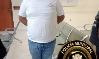 POLICÍA MUNICIPAL ASEGURA A DOS SUJETOS EN POSESIÓN DE PRESUNTA DROGA EN CALAKMUL