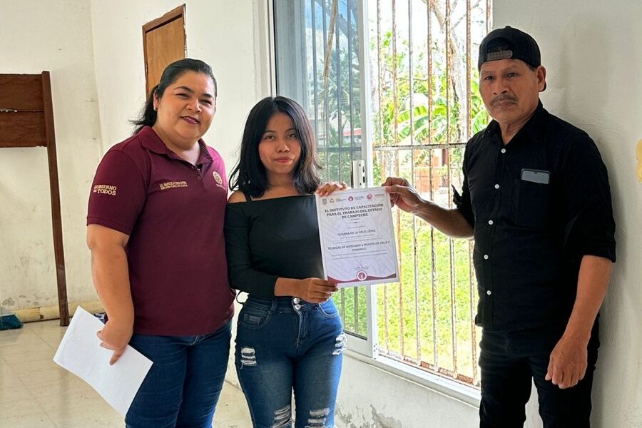 CURSO “ENTREGA DE CONSTANCIAS EN LA COMUNIDAD DE NUEVA VIDA” DEL ICAT PLANTEL XPUJIL