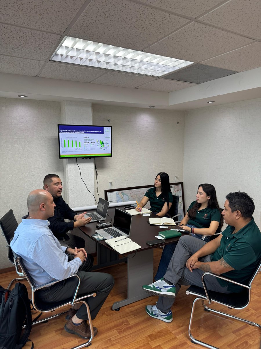 REUNIÓN DE LA AGENCIA DE ENERGÍA DEL ESTADO DE CAMPECHE CON LA EMPRESA ENESTAS