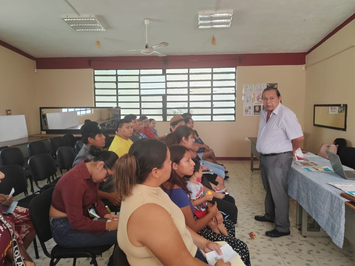 REUNIÓN INFORMATIVA DEL ICAT ACCIÓN MÓVIL HECELCHAKÁN CON JÓVENES CONSTRUYENDO EL FUTURO