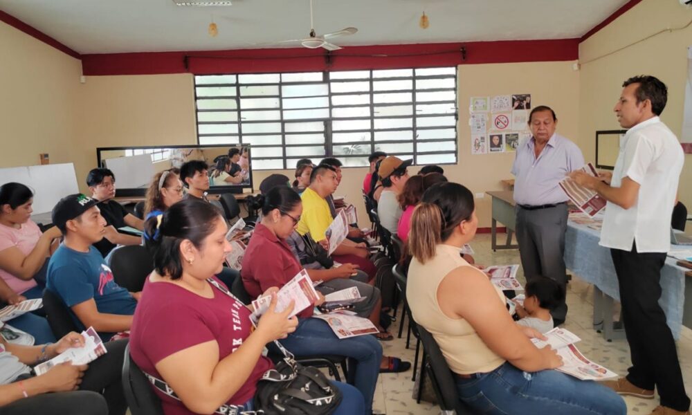 REUNIÓN INFORMATIVA DEL ICAT ACCIÓN MÓVIL HECELCHAKÁN CON JÓVENES CONSTRUYENDO EL FUTURO