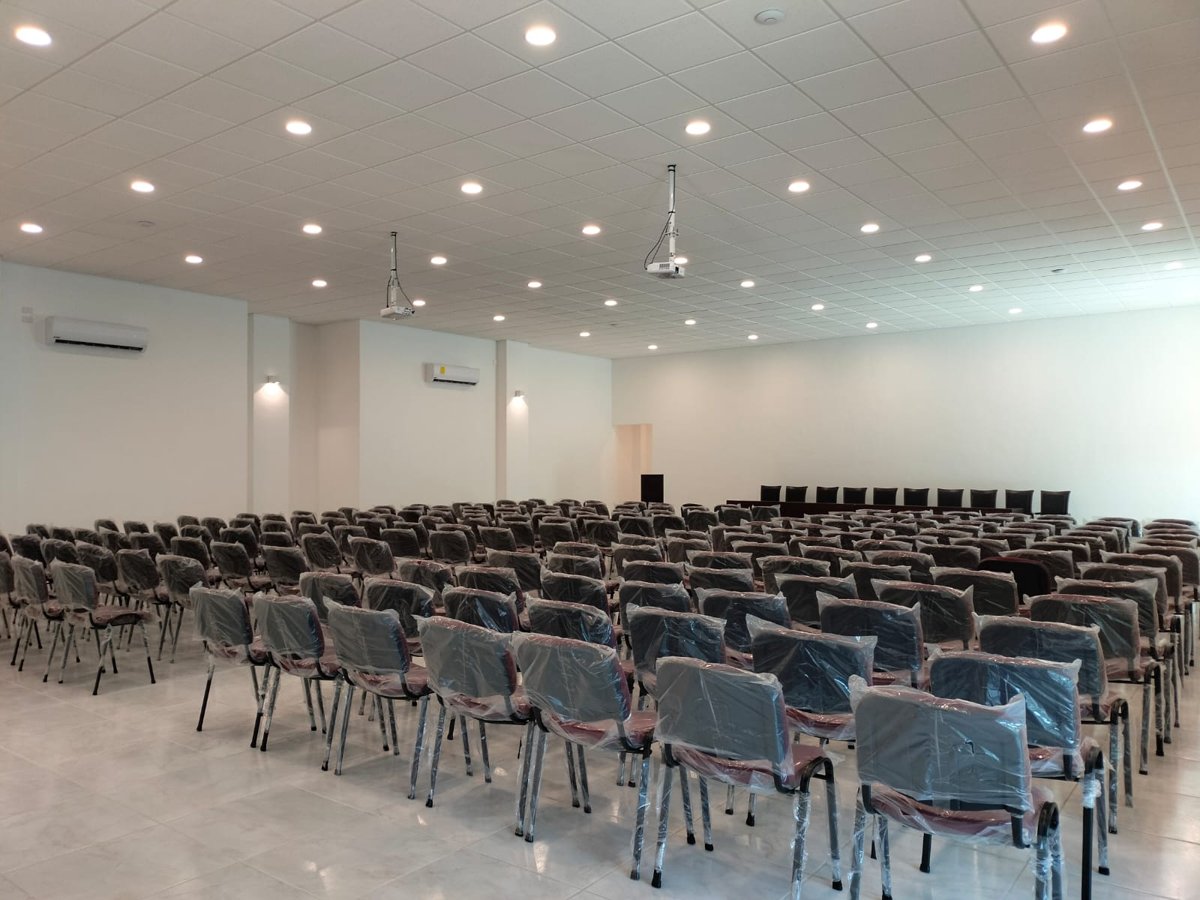 NUEVO AUDITORIO DE USOS MULTIPLES EN EL INSTITUTO CAMPECHANO CAMPUS V