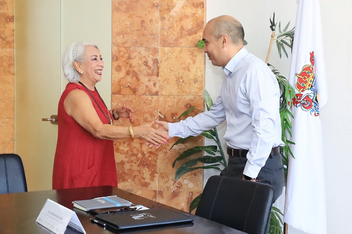 FIRMAN CONVENIO CECYTEC Y LA UNINI