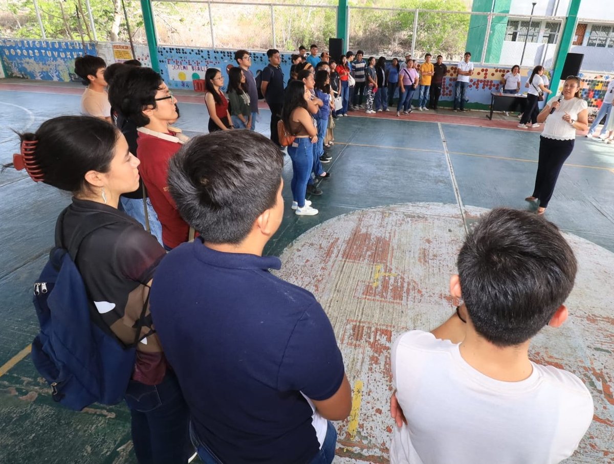 ALUMNAS Y ALUMNOS TALENTOS JAGUAR CECYTEC, RECIBEN PREPARACIÓN INTENSIVA DE COMUNICACIÓN