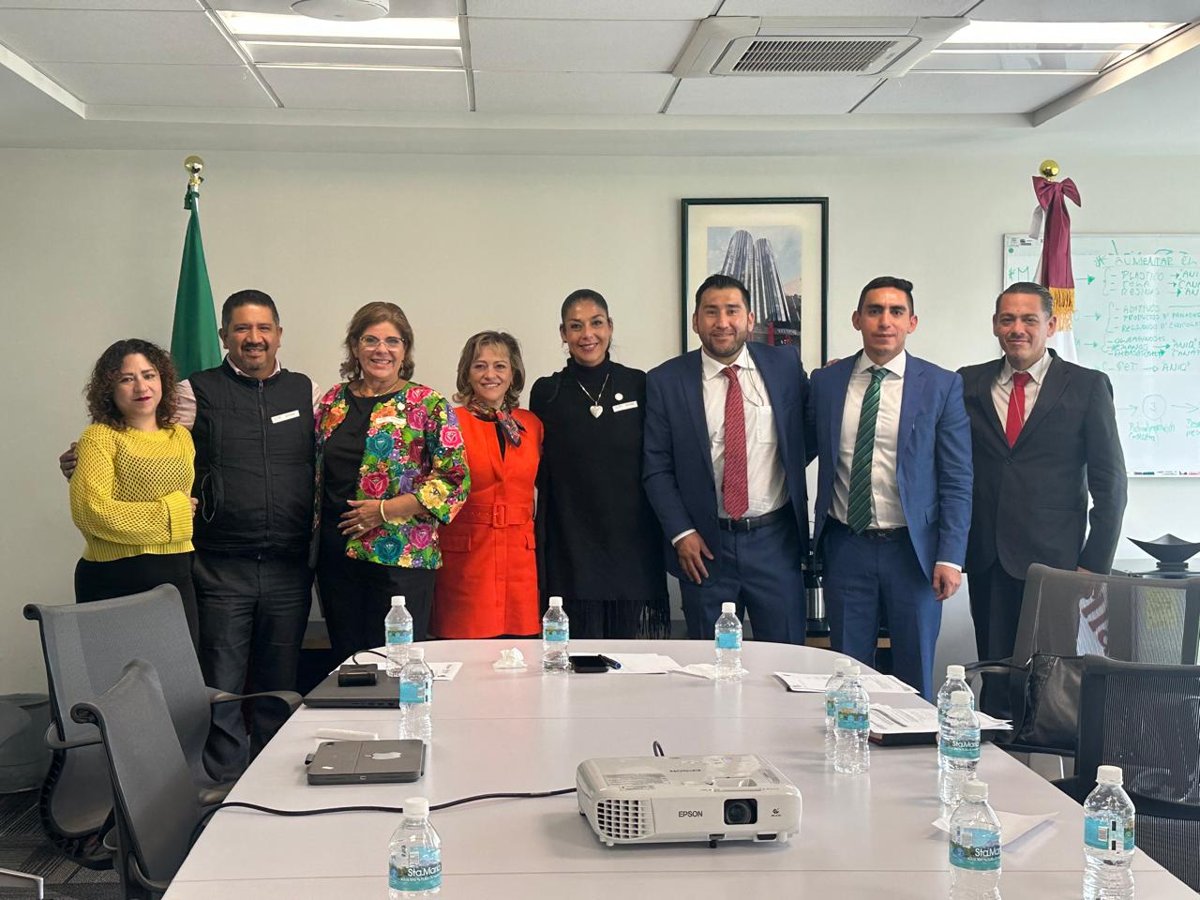 REUNIÓN DE TRABAJO INTERINSTITUCIONAL PARA FORTALECER EL DESARROLLO ECONÓMICO EN LOS MUNICIPIOS