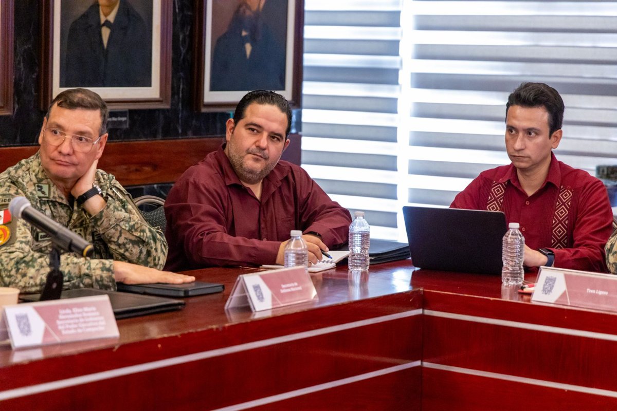 REVISAN AVANCES DE OBRAS COMPLEMENTARIAS DEL TREN LIGERO EN CAMPECHE