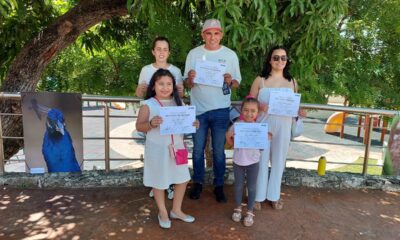 PREMIAN A GANADORES DE “MIRADAS EMPLUMADAS”