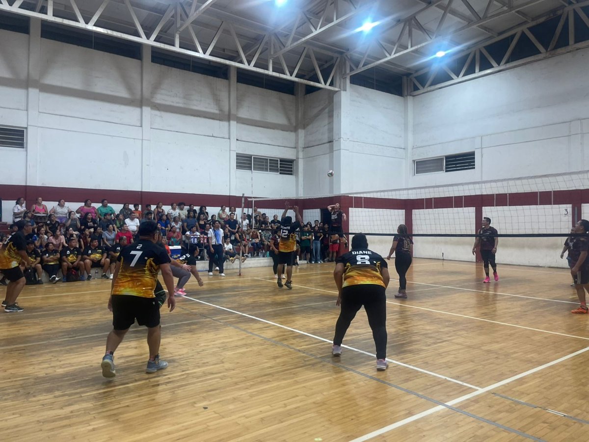 INDECAM, CAMPEÓN DEL TORNEO INTERDEPENDENCIAS DE VOLEIBOL