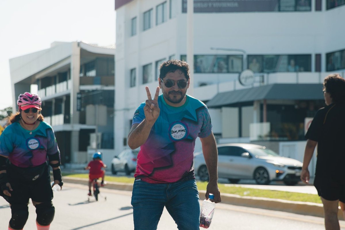 JÓVENES CELEBRAN EL DÍA INTERNACIONAL DE LA JUVENTUD CON CARRERA Y RODADA POR LA PAZ