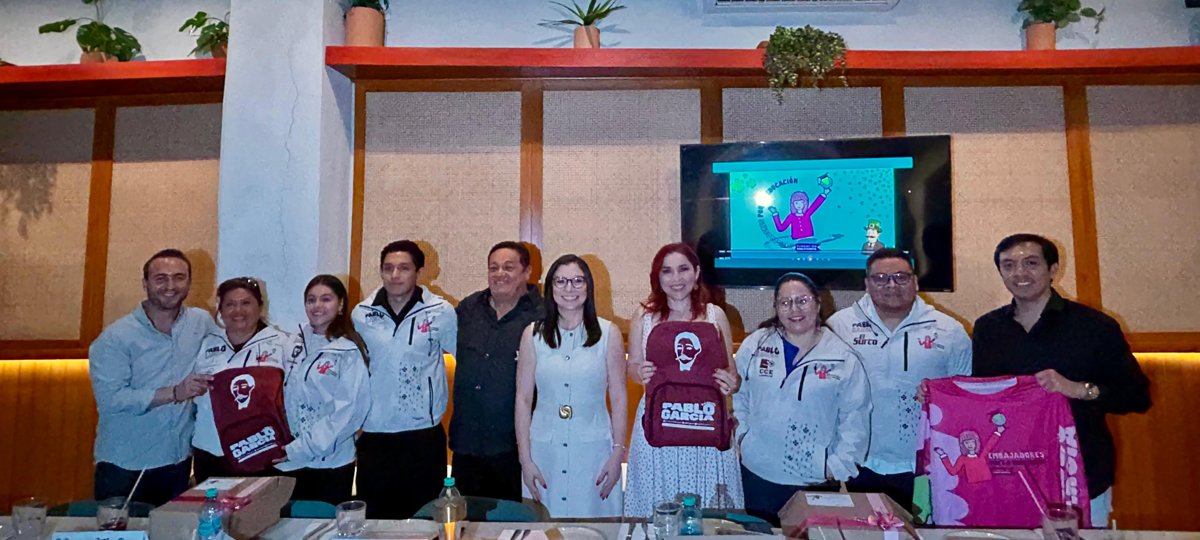 EMBAJADORES POR LA EDUCACIÓN Y BECARIOS SELECCIONADOS RUMBO A IRLANDA SE REÚNEN EN CENA DE CONVIVENCIA