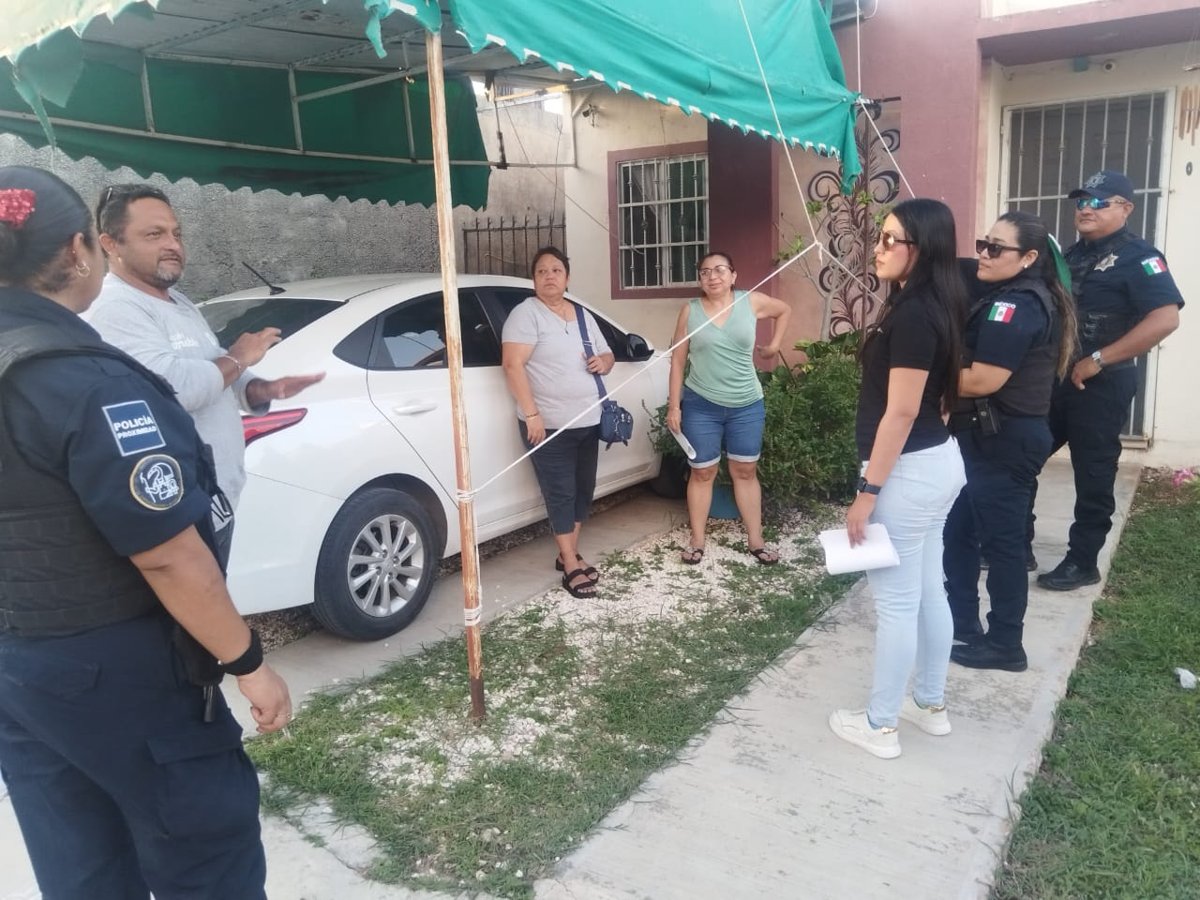 POLICÍA ESTATAL SE REÚNE CON VECINOS DE “EL FÉNIX”