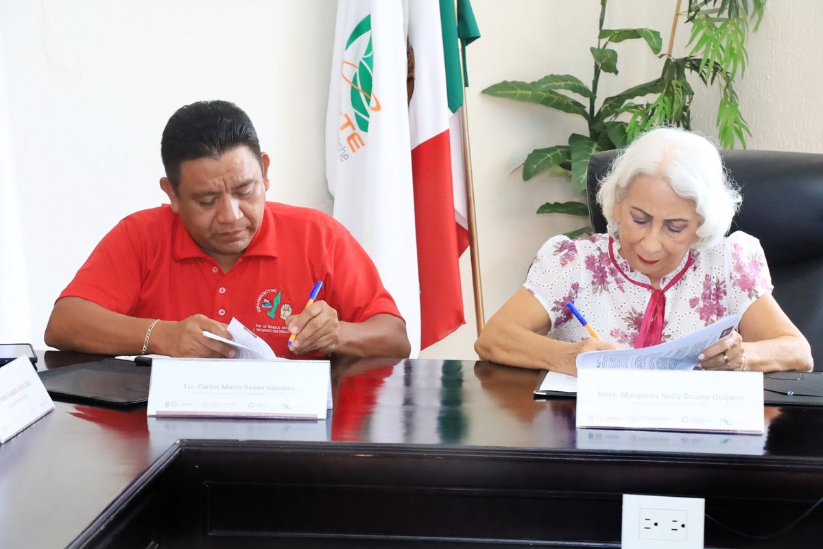 SIGNAN CONVENIO CECYTEC Y EL SINDICATO SUPAMACECYTEC