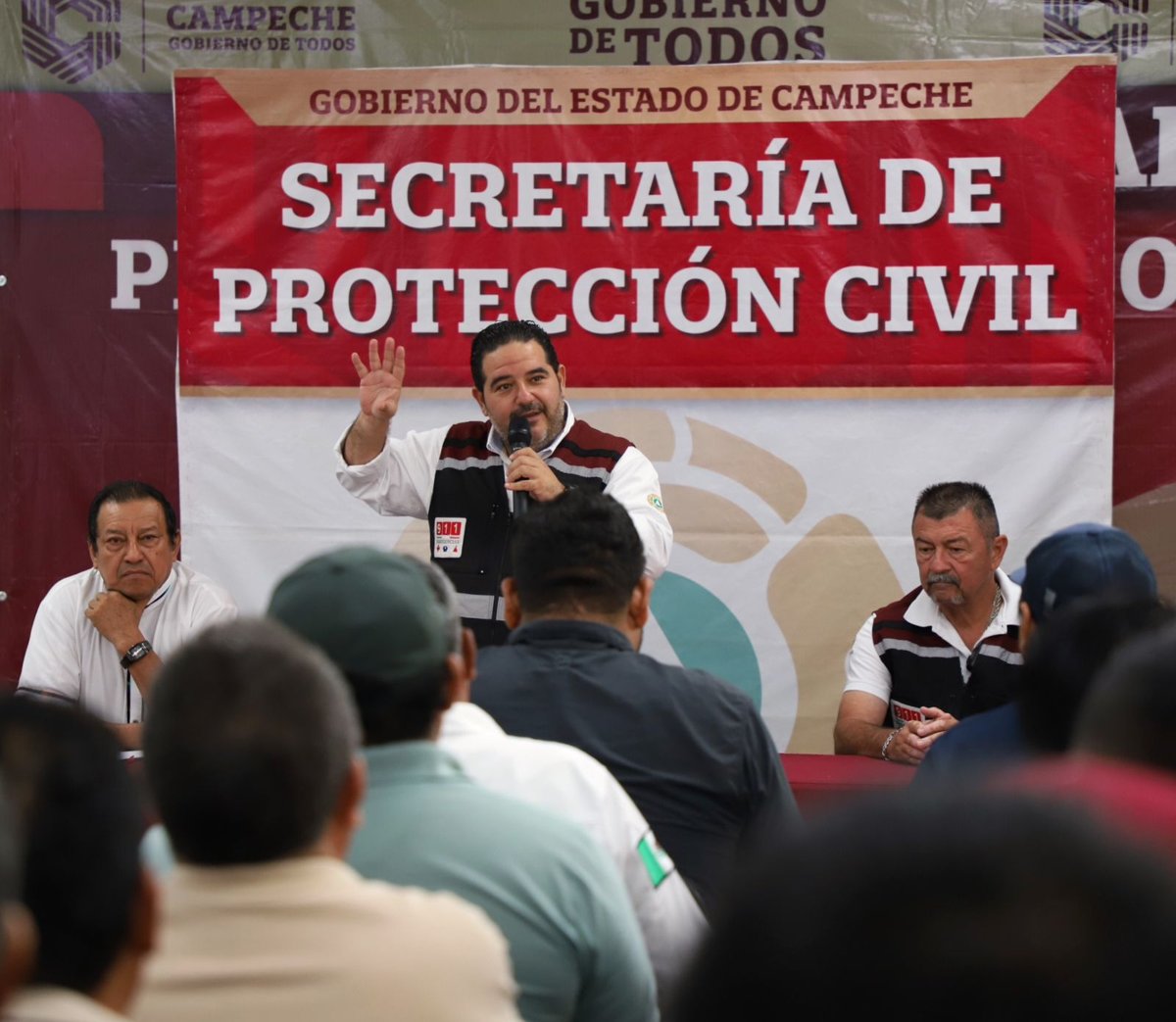 SEPROCI ENTREGA EQUIPAMIENTO PARA LA ATENCIÓN DE EMERGENCIAS POR ABEJAS