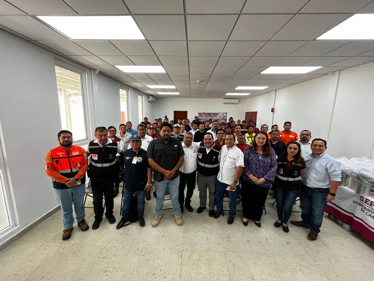 SEPROCI ENTREGA EQUIPAMIENTO PARA LA ATENCIÓN DE EMERGENCIAS POR ABEJAS