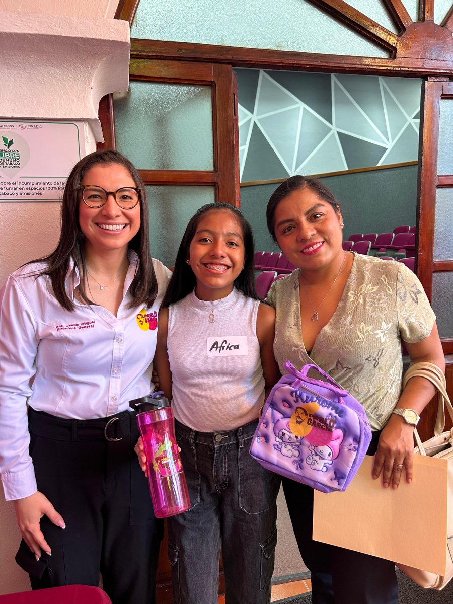 FUNDACIÓN PABLO GARCÍA ENTREGA #BECASJAGUAR EN CARMEN