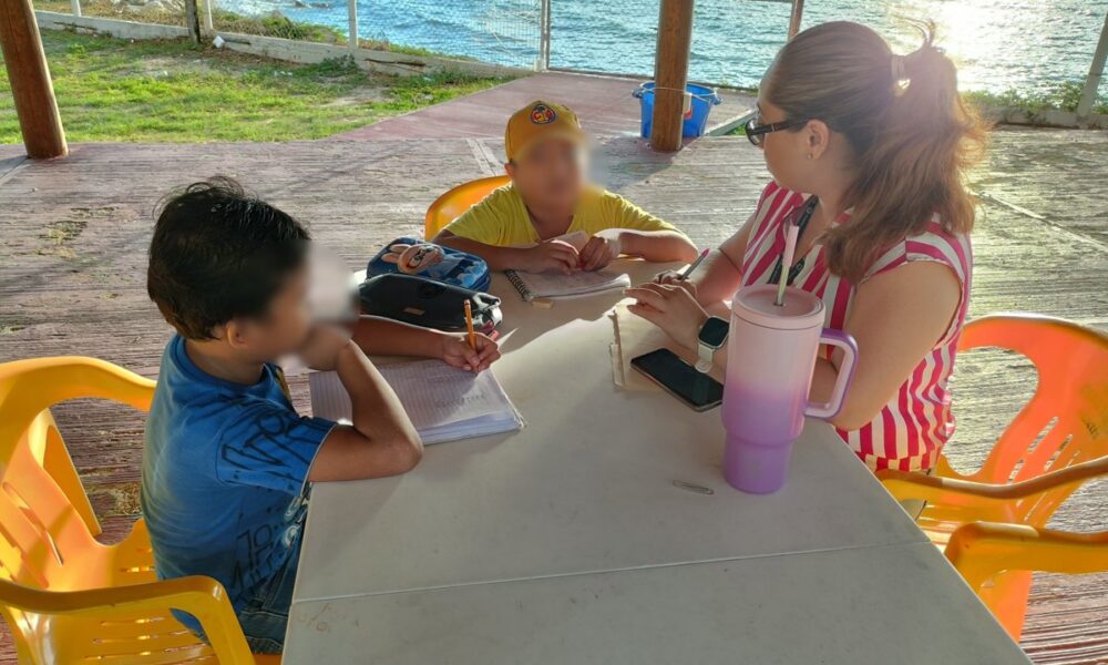 APICAM IMPARTE DIVERSOS TALLERES PARA NIÑOS Y ADOLESCENTES EN FARO DE ISLA ARENA