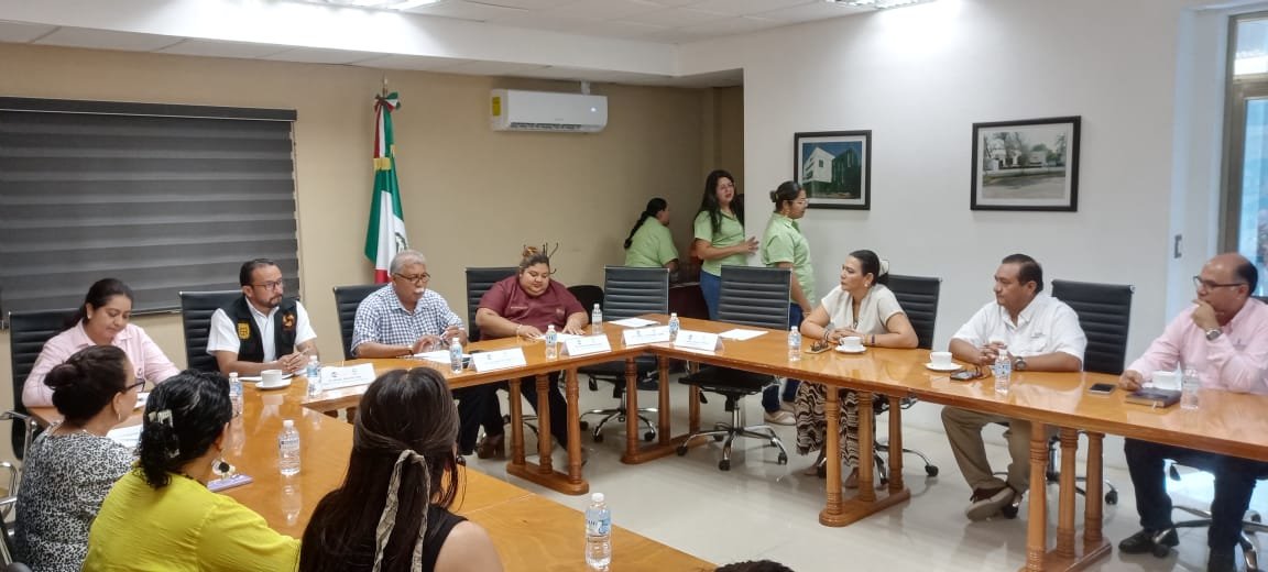 ACUERDAN SALUD Y CONSEJO COORDINADOR EMPRESARIAL DE CARMEN IMPULSAR COBERTURA DE VACUNACIÓN
