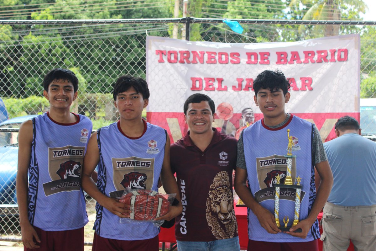 EXITOSO TORNEO DE BARRIOS DEL JAGUAR EN HOPELCHÉN