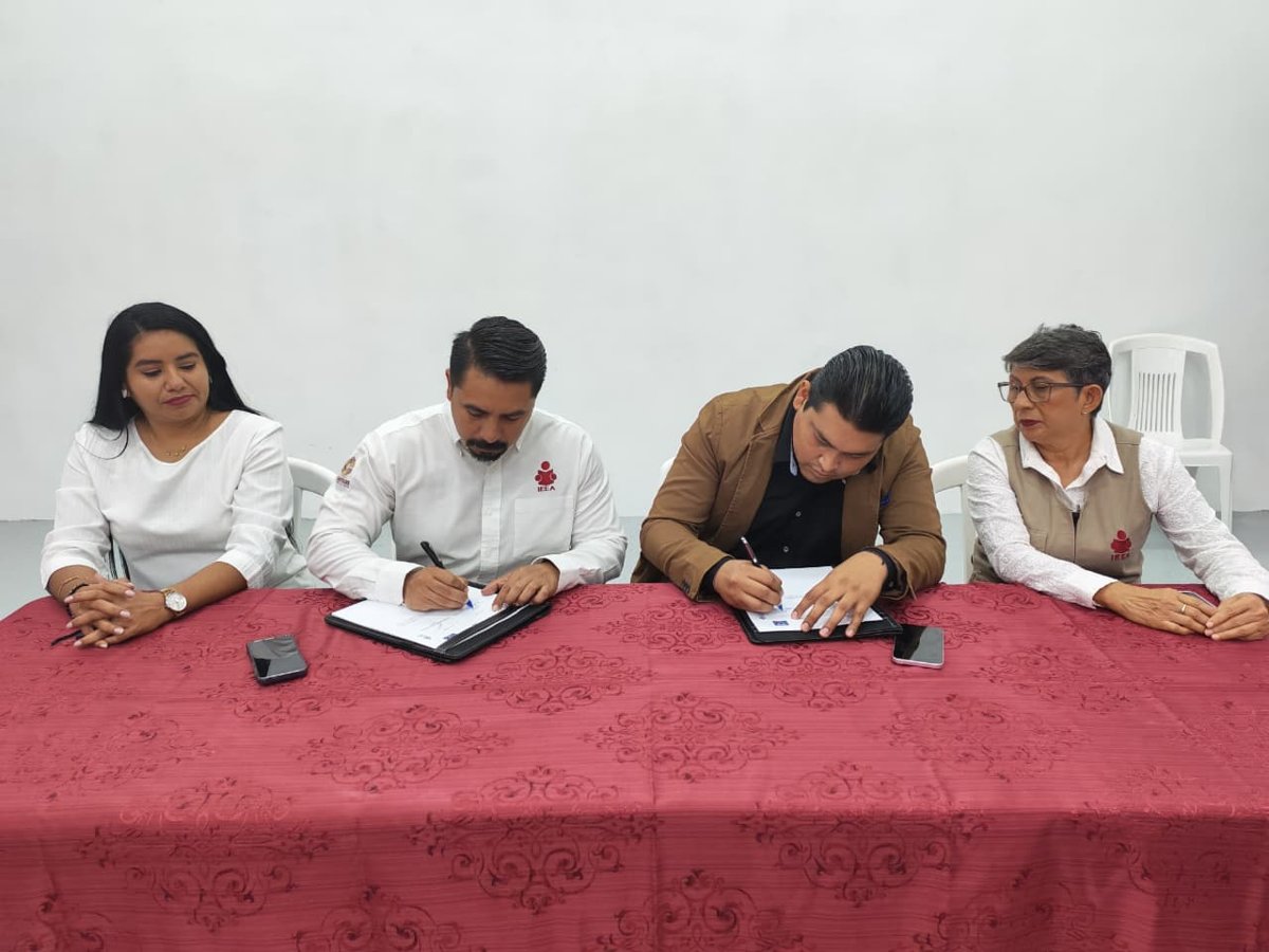 FIRMA DE CONVENIO DE COLABORACIÓN EN MATERIA DE SERVICIO SOCIAL CON EL GRUPO EDUCATIVO PERLA DEL GOLFO S.C