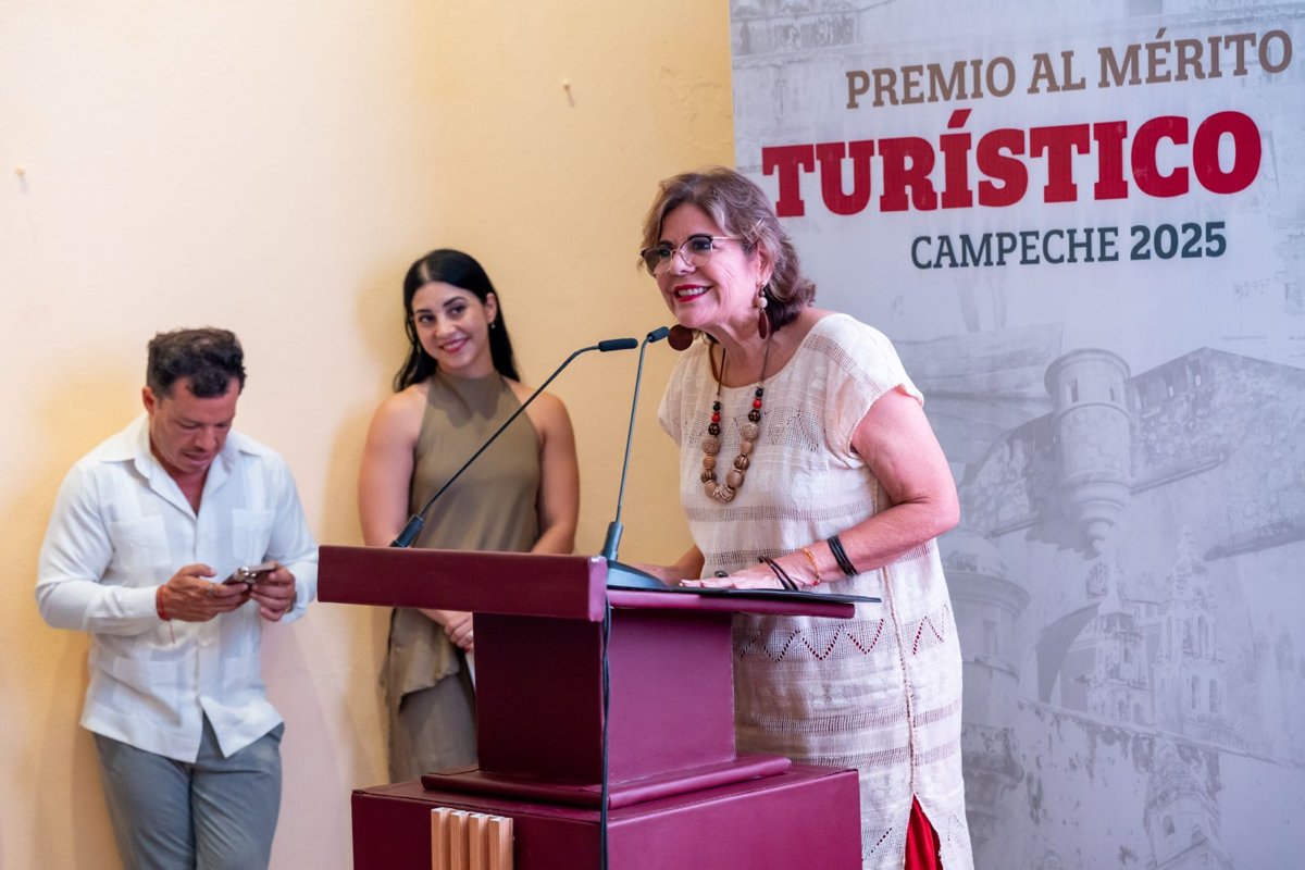 CAMPECHE CELEBRA SU TALENTO: MÉRITO TURÍSTICO 2025 A FRANCISCO JAVIER HERNÁNDEZ ROMERO