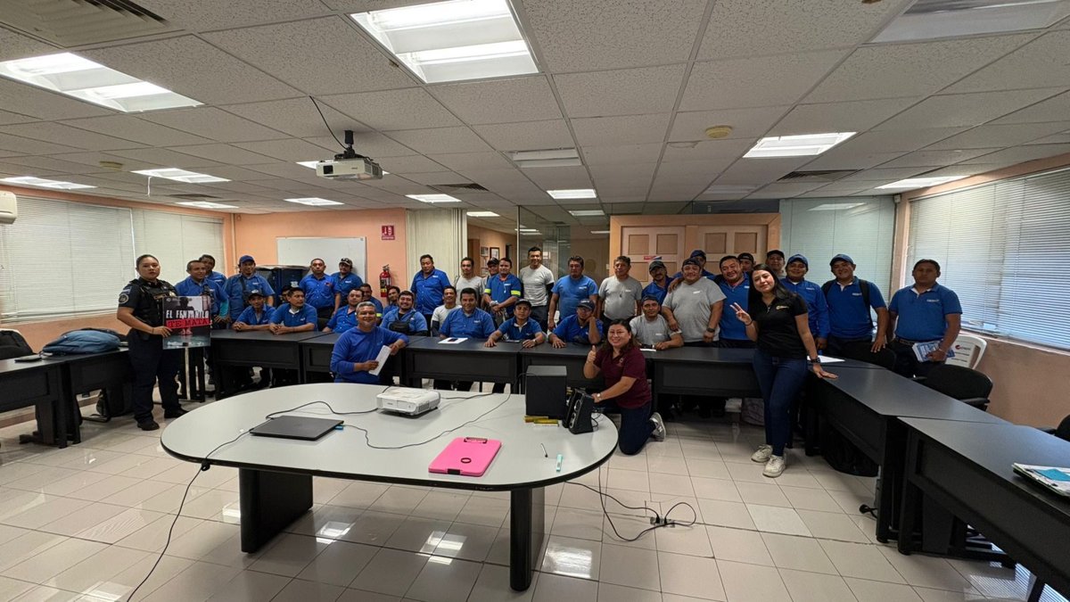POLICÍA ESTATAL IMPARTE PLÁTICA DE PREVENCIÓN DEL ALCOHOLISMO A EMPLEADOS DE EMPRESA PRIVADA