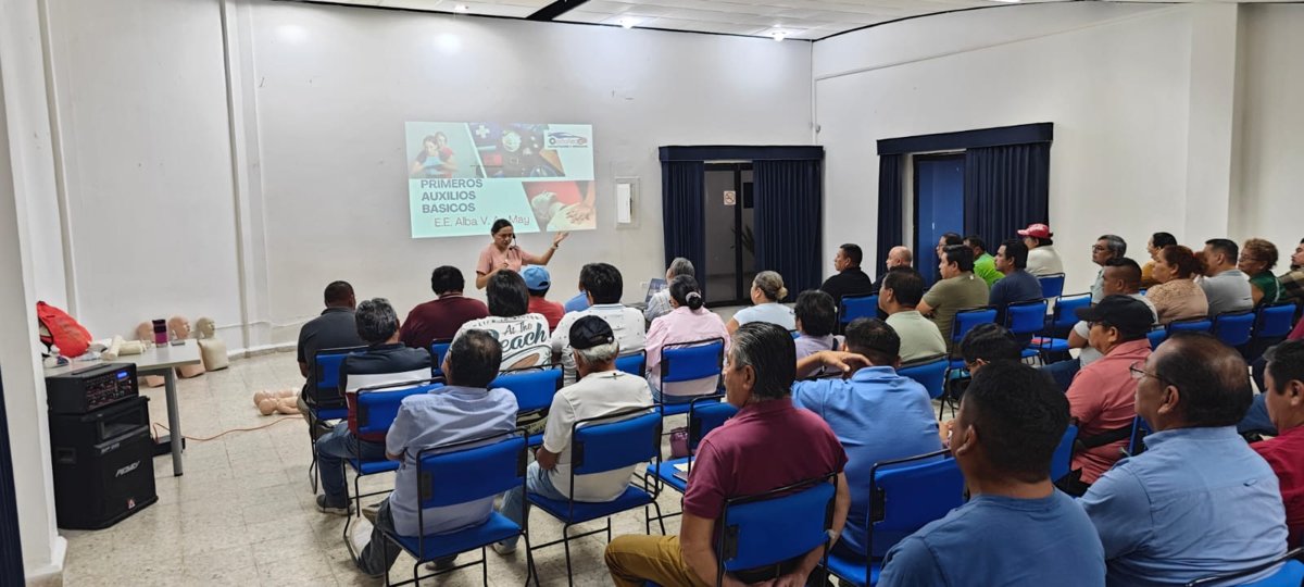 ARTEC CERTIFICA A 64 CONDUCTORES DEL TRANSPORTE PÚBLICO EN CAMPECHE