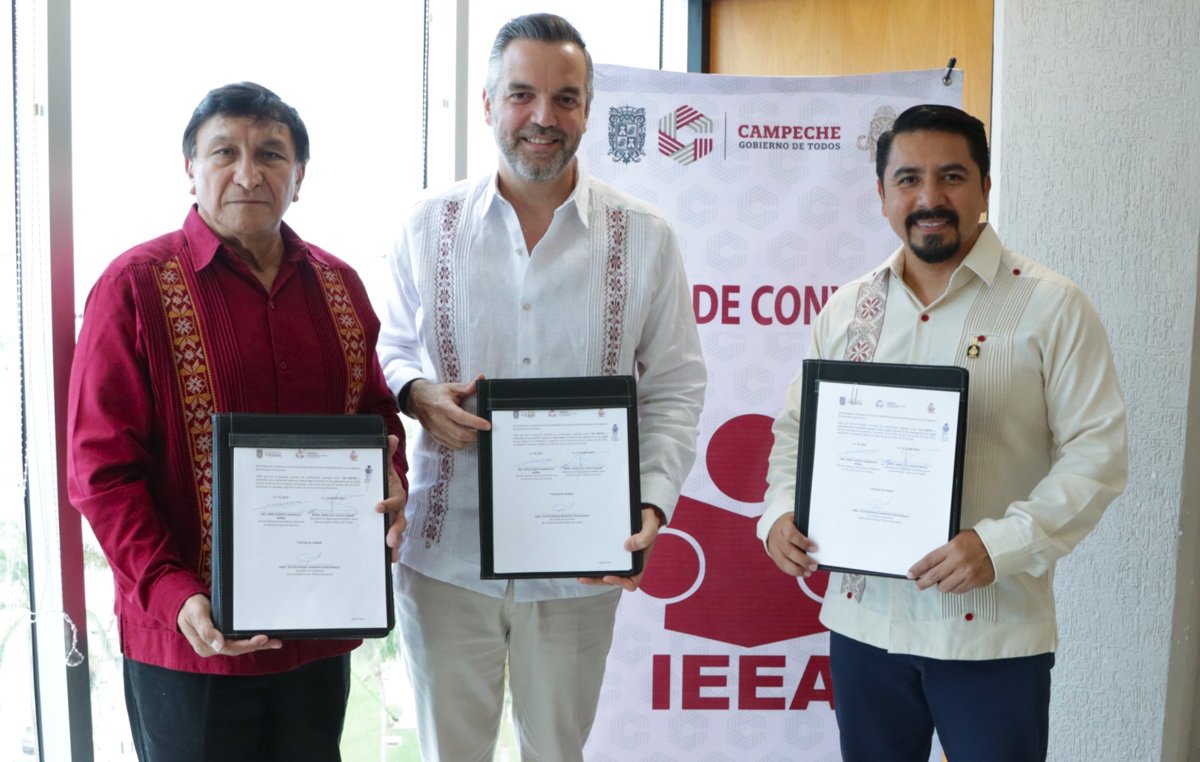 FIRMA DE CONVENIO ENTRE EL INSTITUTO ESTATAL DE LA EDUCACIÓN PARA LOS ADULTOS Y LA SECRETARÍA DE DESARROLLO ECONÓMICO DEL ESTADO DE CAMPECHE
