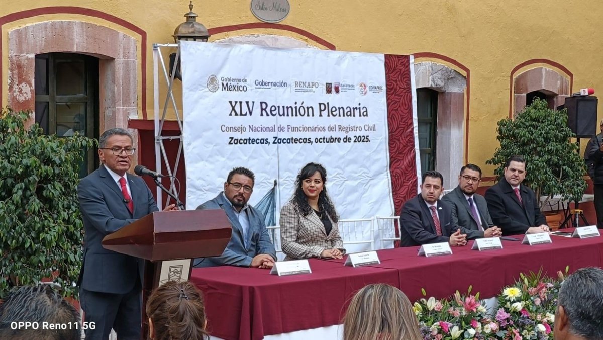 PARTICIPA DIRECTOR DEL REGISTRO CIVIL DE CAMPECHE EN XLV REUNIÓN DEL CONAFREC EN ZACATECAS