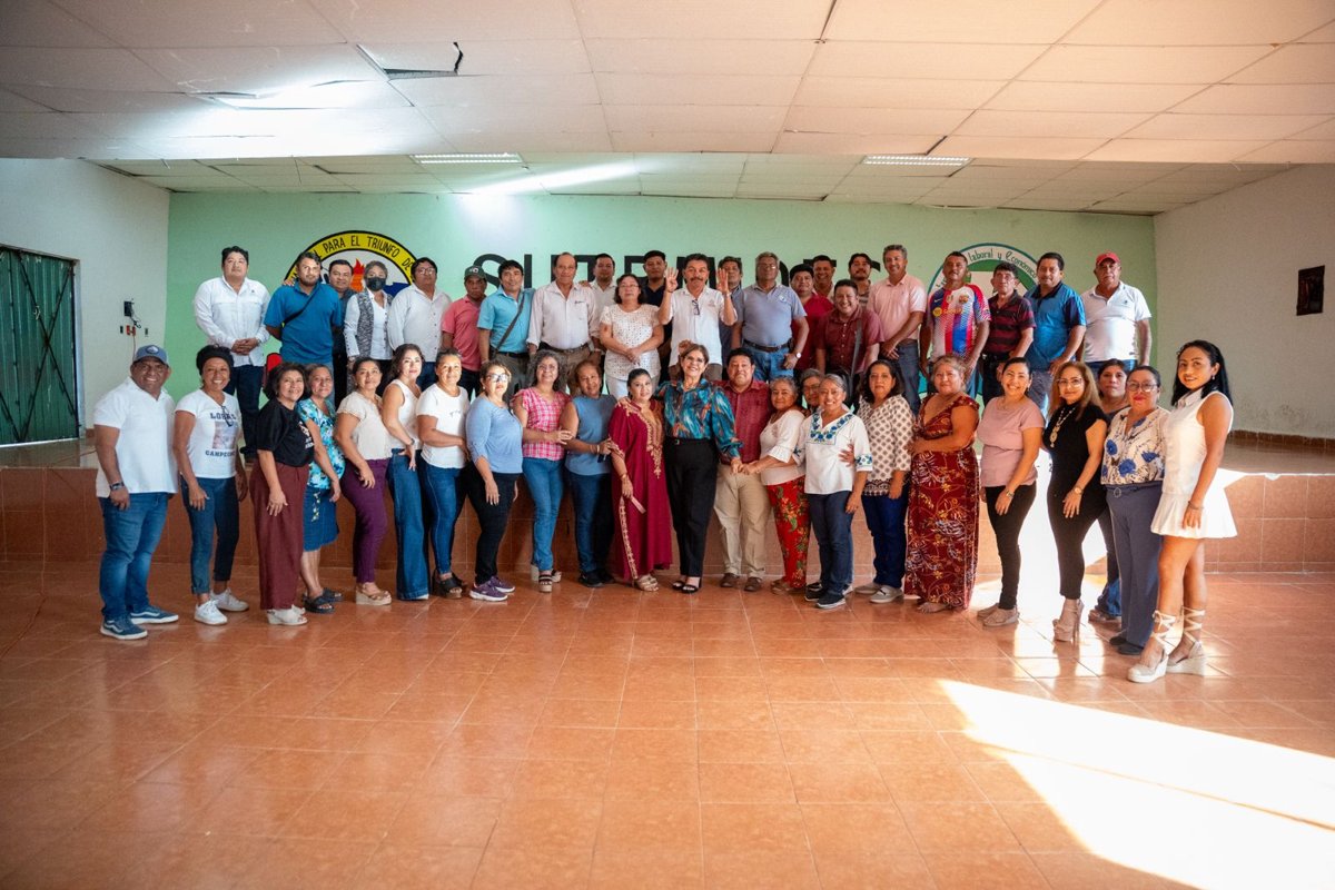 SOSTIENE LA SECRETARIA DE GOBIERNO LIZ HERNÁNDEZ ENCUENTRO CON AGREMIADOS DEL SUTPMIDEC