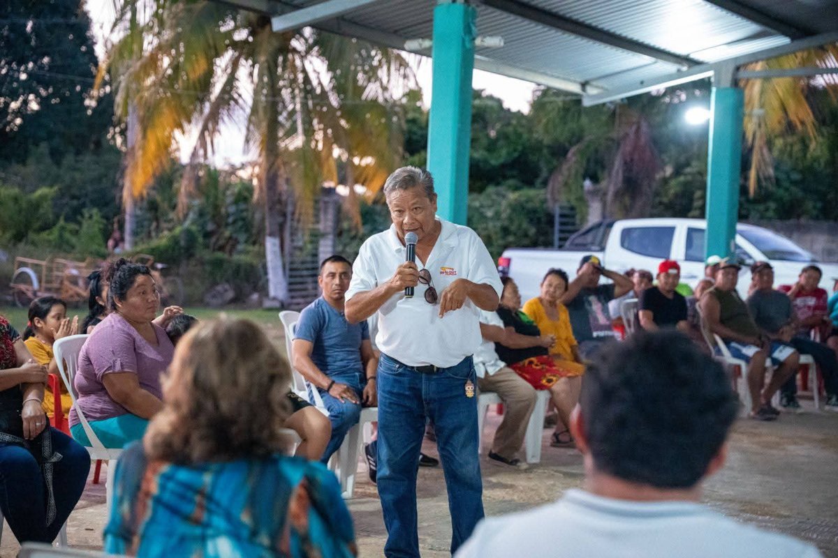 ATIENDE LIZ HERNÁNDEZ PETICIONES DE POBLADORES DE NOHAKAL Y ALFREDO V. BONFIL