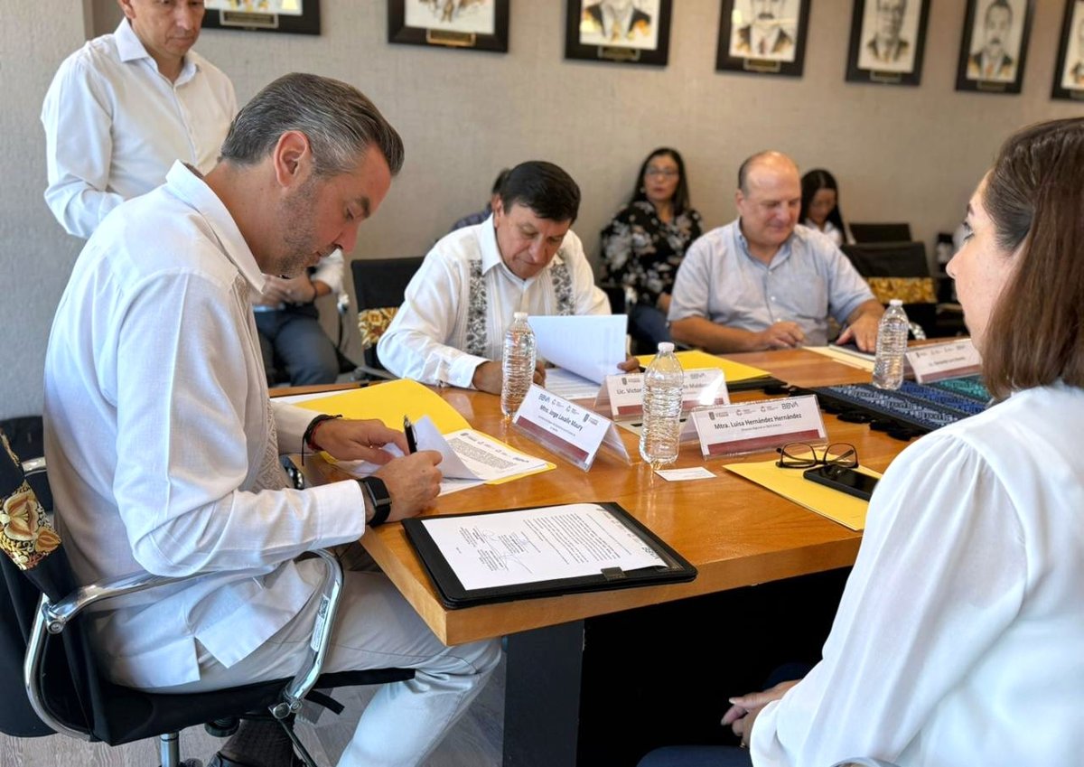 GOBIERNO DEL ESTADO Y BBVA MÉXICO IMPULSAN EL DESARROLLO ECONÓMICO Y EDUCATIVO EN EL ESTADO A TRAVÉS DE FIRMA DE CONVENIO. SECRETARÍA DE DESARROLLO ECONÓMICO