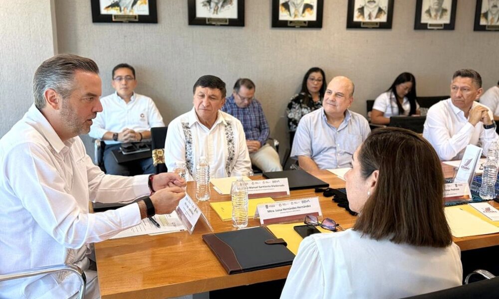 GOBIERNO DEL ESTADO Y BBVA MÉXICO IMPULSAN EL DESARROLLO ECONÓMICO Y EDUCATIVO EN EL ESTADO A TRAVÉS DE FIRMA DE CONVENIO. SECRETARÍA DE DESARROLLO ECONÓMICO