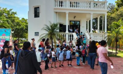 ALUMNOS DEL JARDÍN DE NIÑOS “LEOPOLDO CERVERA” VISITAN EL FARO ANTIGUO DE ISLA AGUADA