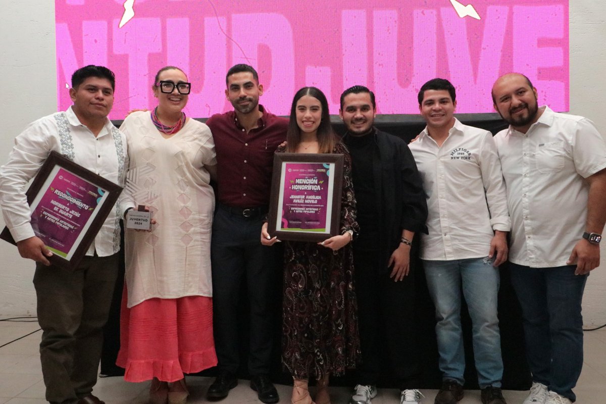 JUVENTUDES QUE INSPIRAN: ENTREGAN PREMIO ESTATAL DE LA JUVENTUD 2024