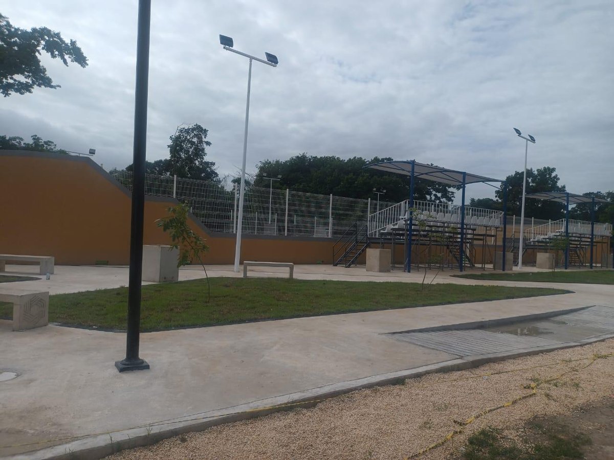 CONSTRUCCIÓN DE CANCHA DE FUTBOL RÁPIDO CON PASTO SINTÉTICO EN LA LOCALIDAD DE FELIPE CARRILLO PUERTO, MUNICIPIO DE CHAMPOTÓN
