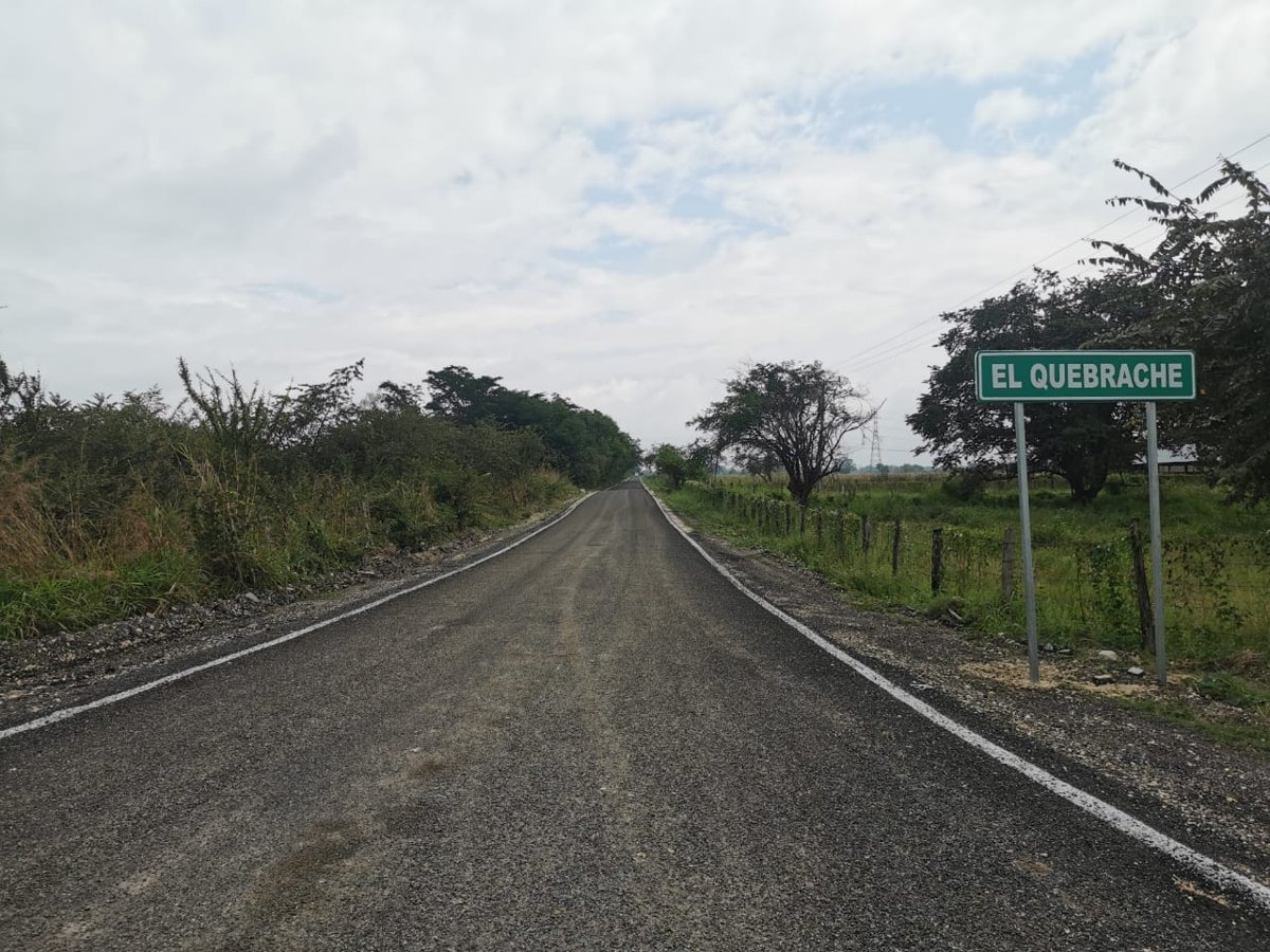 SEDUMOP CONCLUYE RECONSTRUCCIÓN DEL CAMINO QUEBRACHE EN EL MUNICIPIO DE CARMEN