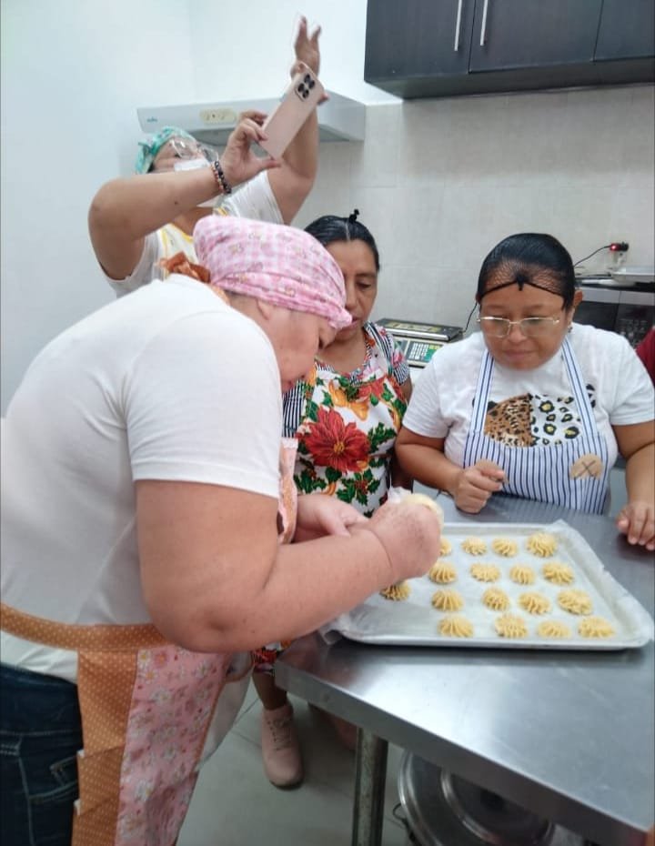 SECRETARÍA DE GOBIERNO CONVOCA A INSCRIBIRSE EN LOS TALLERES GRATUITOS DEL CENTRO COMUNITARIO ESPERANZA PARA EL CICLO 2025-2026