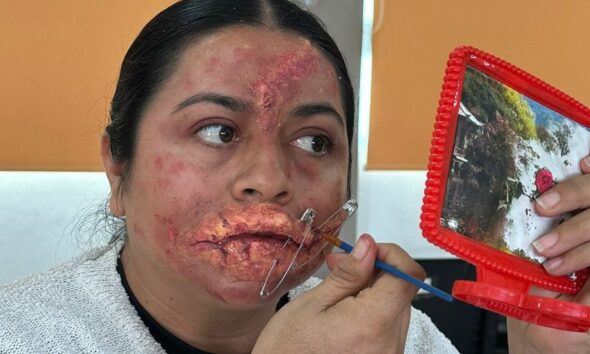 ICAT PLANTEL XPUJIL IMPARTE CURSO “MAQUILLAJE DE FANTASÍA”